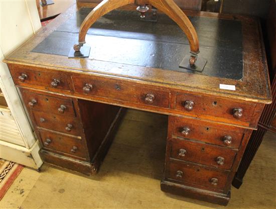 Oak pedestal desk